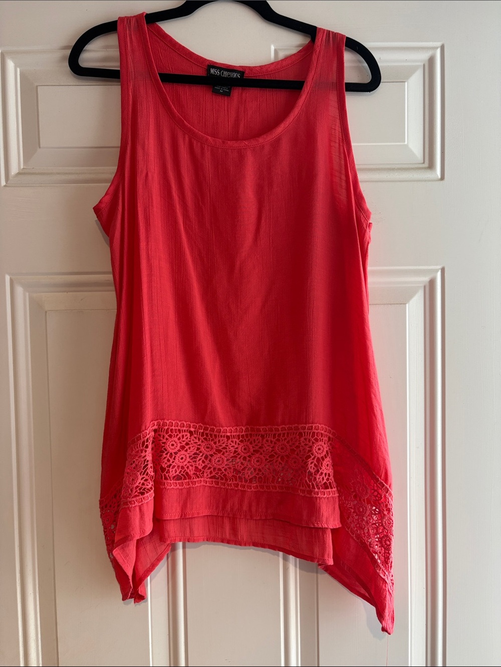Miss Chievous Coral Lace-Trim Sleeveless Tank